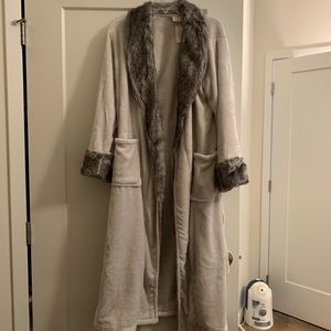 Fur Soma Robe